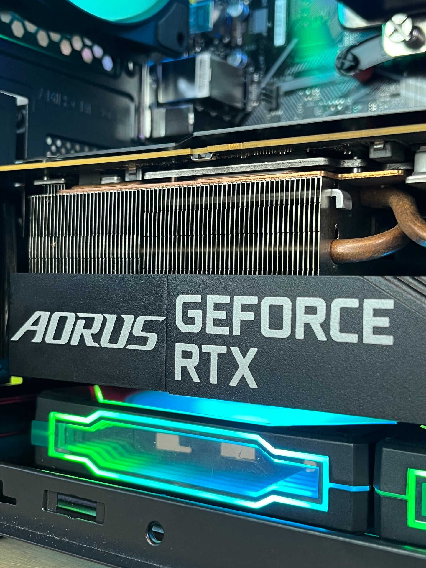 🌈PC gamer RGB - Ryzen 7 4,6 Ghz - RTX 3080- 32go RAM DDR4- 1to SSD- WATERCOOLING AIO 240mm - WINDOWS 11 PRO - GARANTI 1 AN - ENVOI POSSIBLE 📦