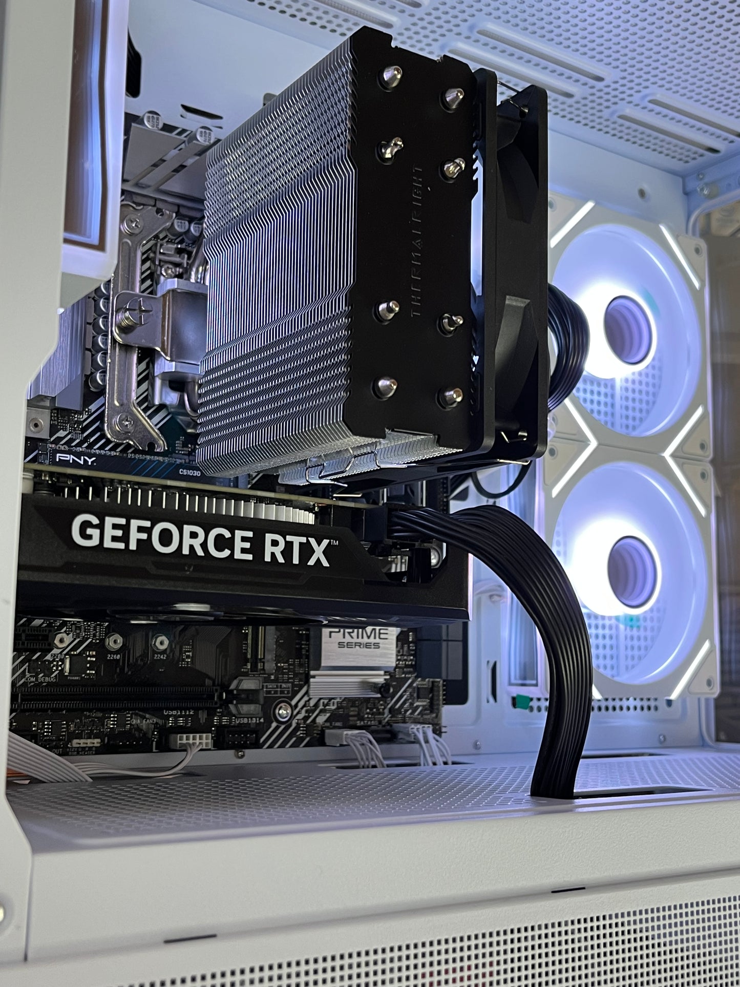 🌈Pc gamer RGB - i7 10700f - rtx 4060 - 32 ram ddr4- 1to ssd - windows 11 pro