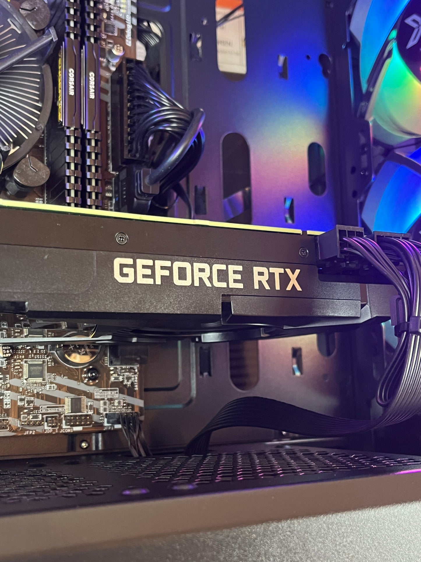 🌈 Pc gamer RGB - i5 10400f - RTX 2070 SUPER DELL - 16go ram ddr4- 500go ssd - windows 11 PRO