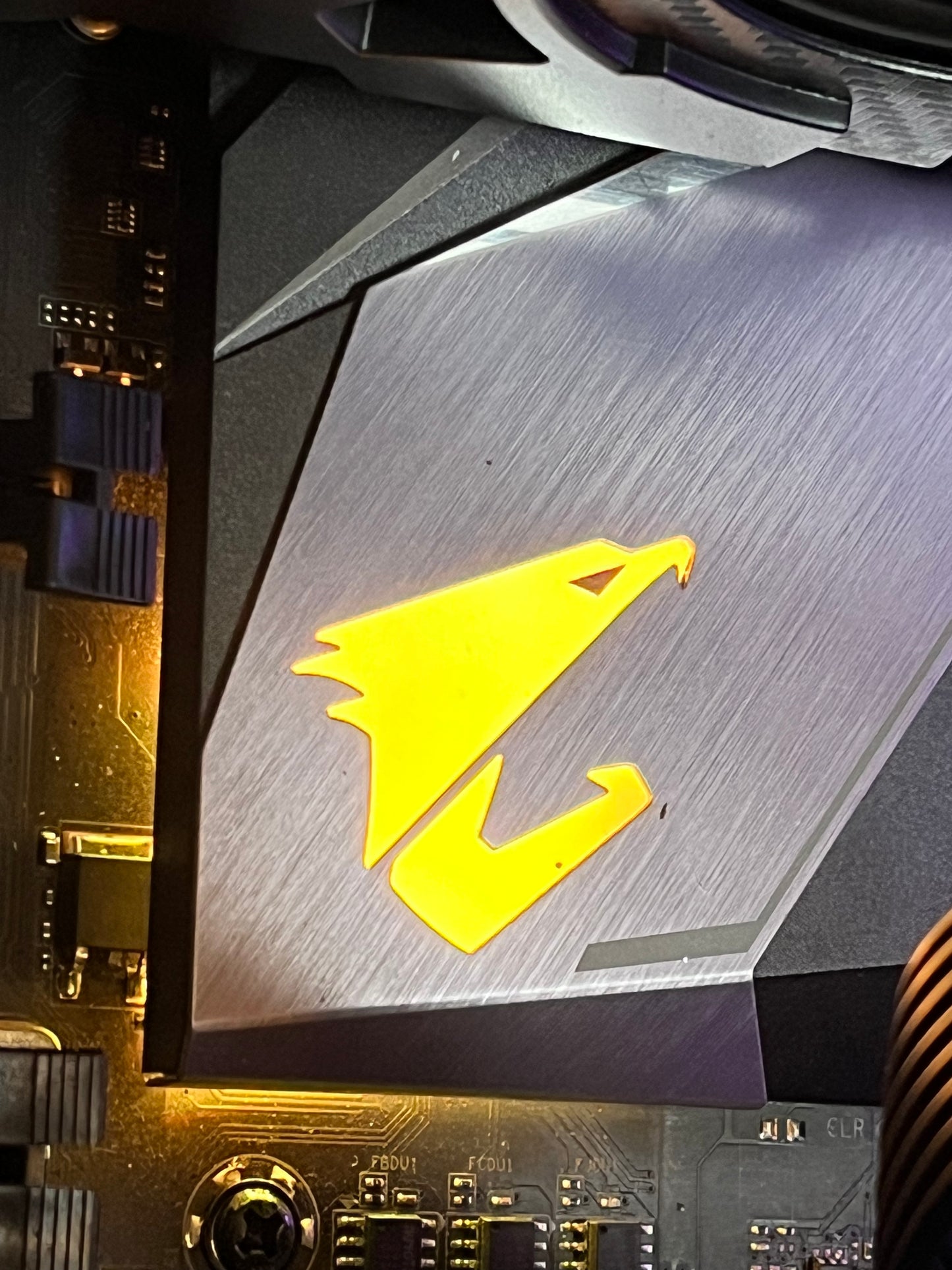 🌈 Pc gamer rgb - i7 9700f - rtx 2070 super dell - 16go ram ddr4- 500go ssd - windows 11 pro